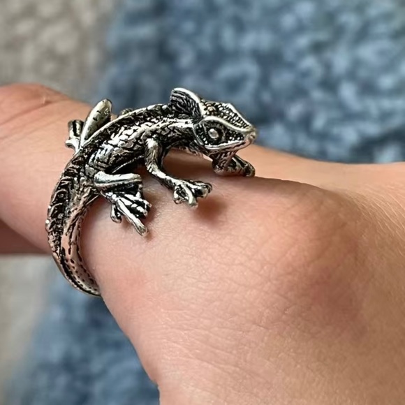 Retro Lizard Ring - Picture 4 of 6